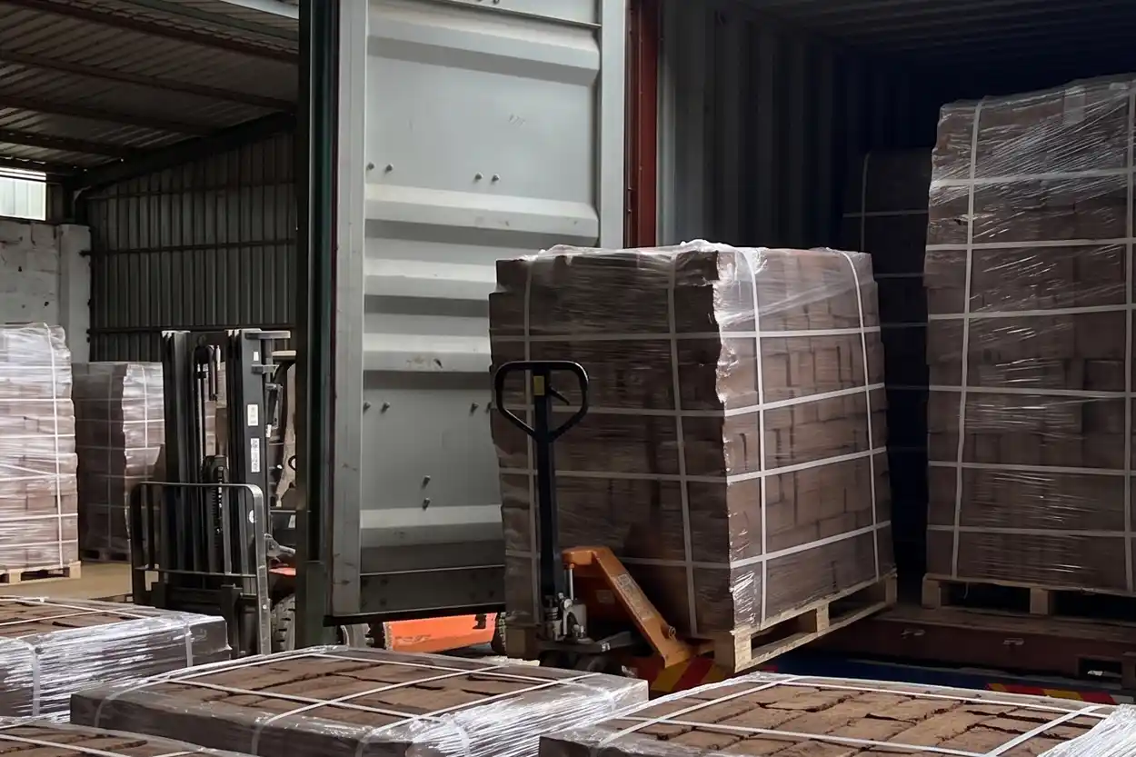 Logistics & Global Shipping